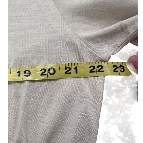 WinterSilks Women's Silk Wool Blend Base Layering Top Off White, size XL - Picture 3 of 5